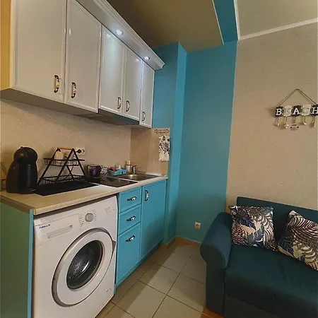 студио тюркоаз Greeen Life Apartment *